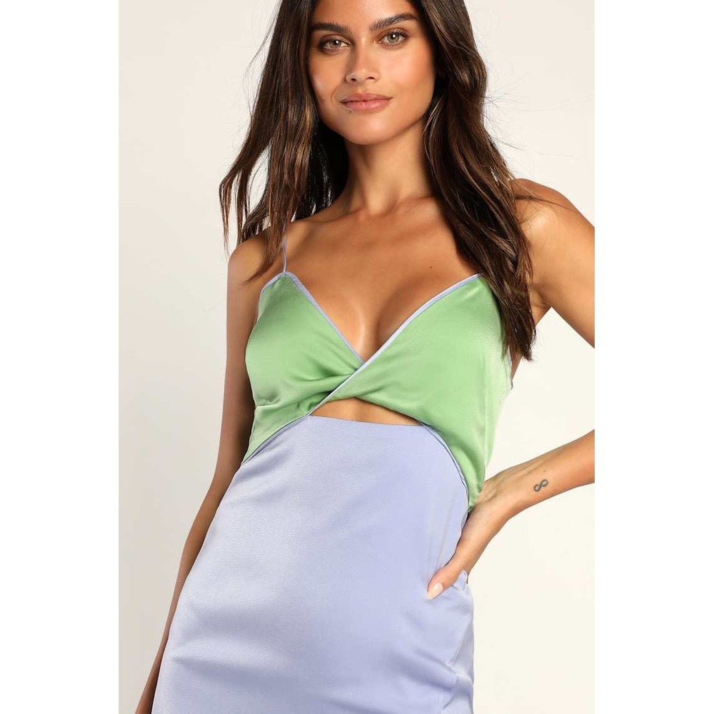 NWT Lulu's Perfect Pairing Light Blue Colorblock Satin Cutout Midi Dress Large - Picture 3 of 13